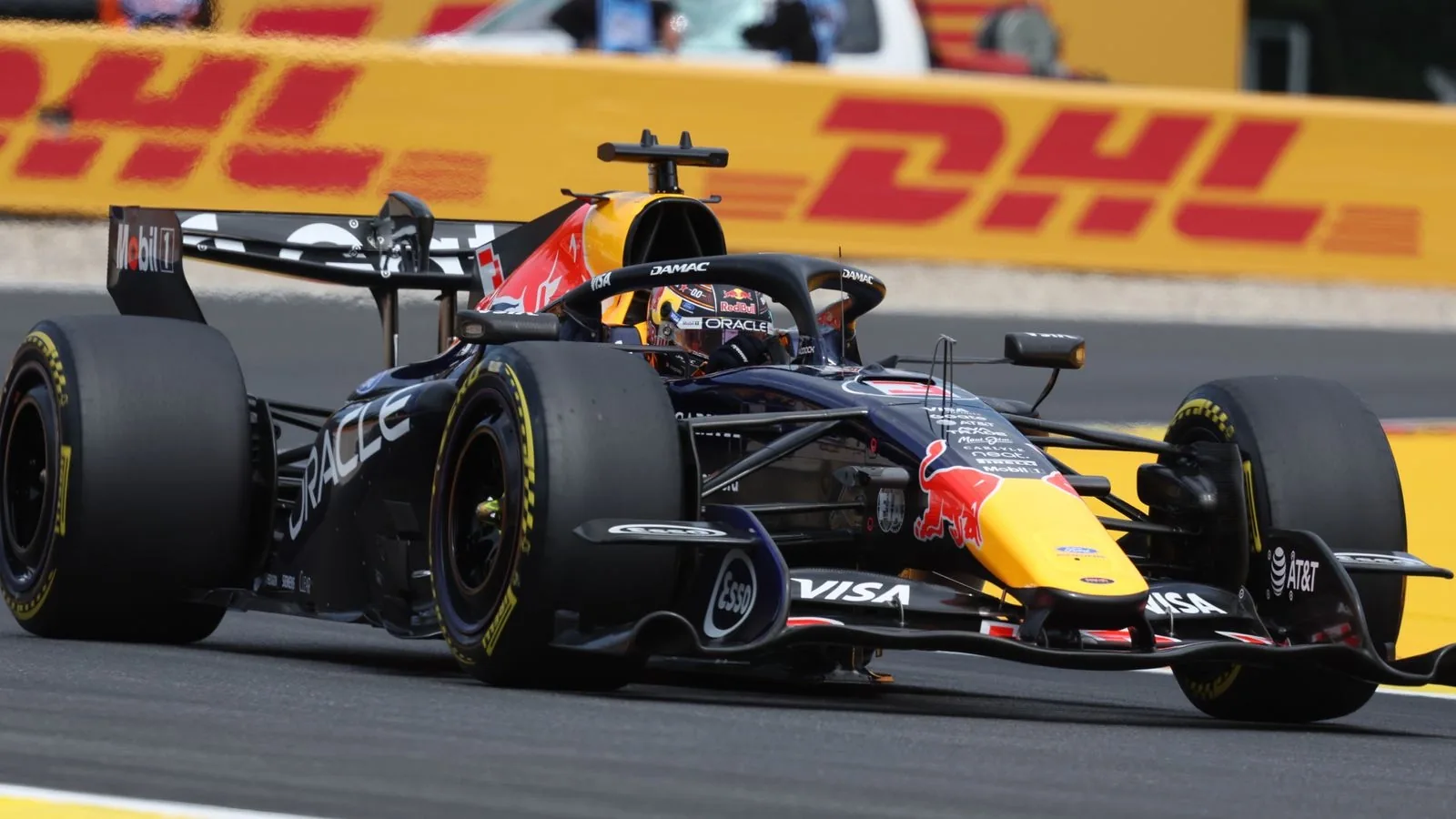 Verstappen Leads Belgian GP Practice as Mercedes Stumble
