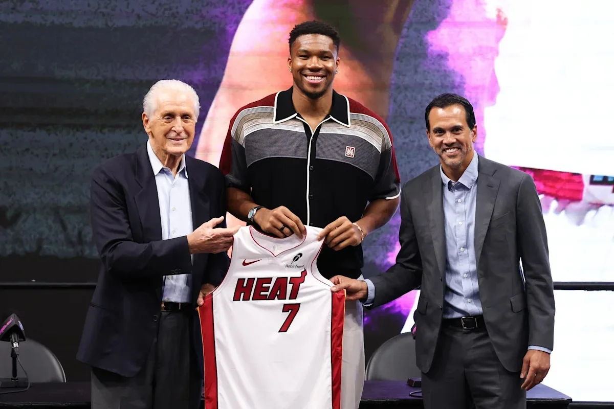 Bucks Front Office Under Scrutiny Following Giannis Antetokounmpo Departure