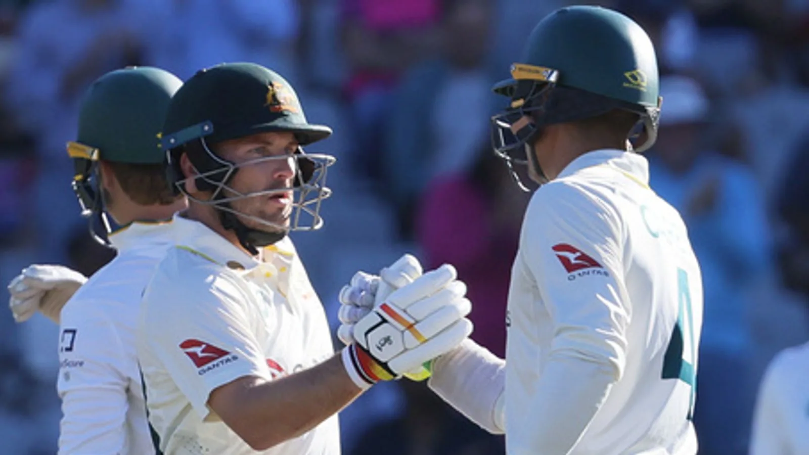 Inglis Carey partnership puts Australia on top at Newlands