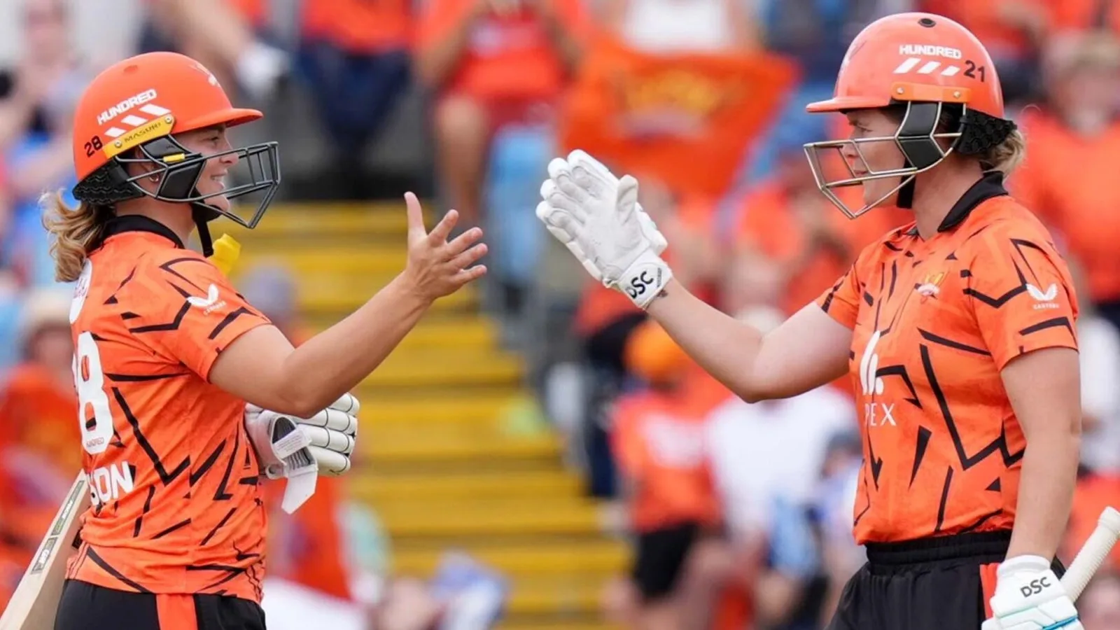 Sunrisers Leeds Eliminate Welsh Fire to Keep Hundred Hopes Alive
