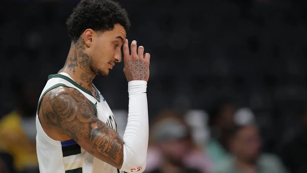 Bucks Roster Decisions Divide Milwaukee Fans Ahead Of Regular Season