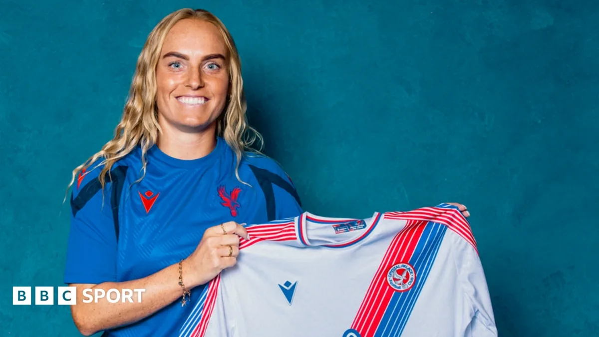 Crystal Palace sign defender Molly Bartrip from Tottenham