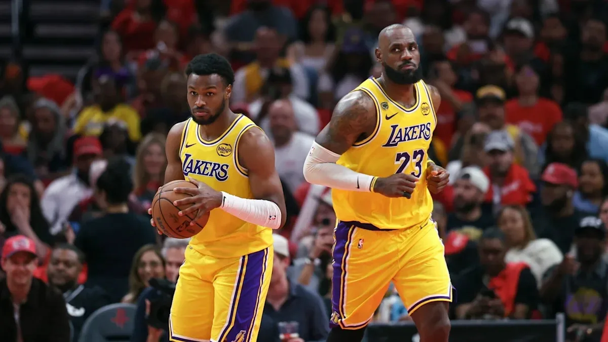 NBA Free Agency Stalls as LeBron James Weighs Future